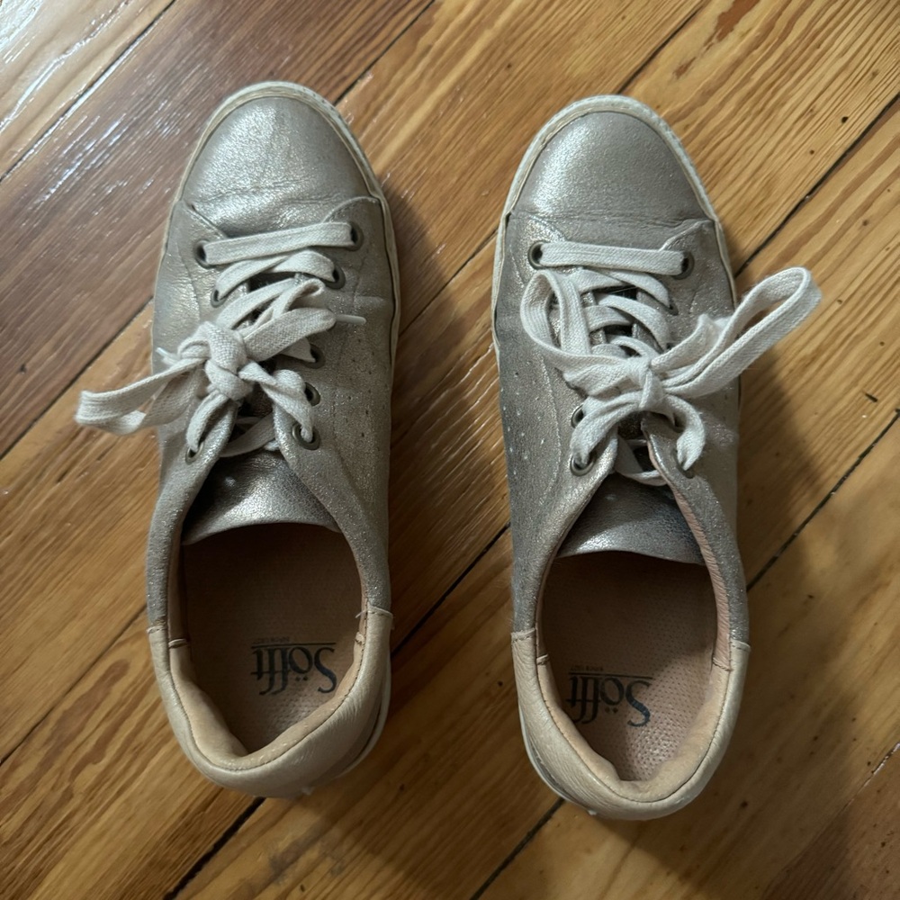 Sofft Sneakers Metallic Gold